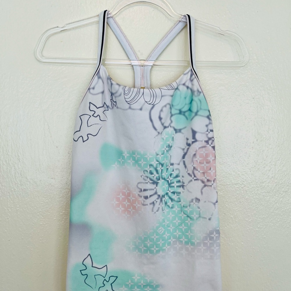 Lululemon Floral Patterned Strappy Bra top